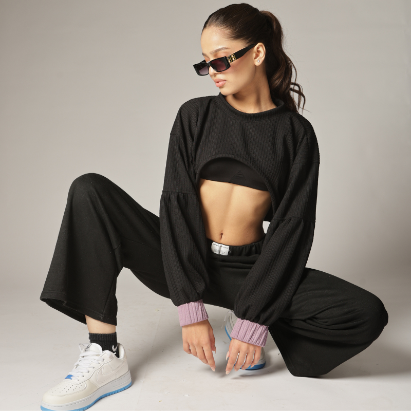 ULTIMATE CROP TOP